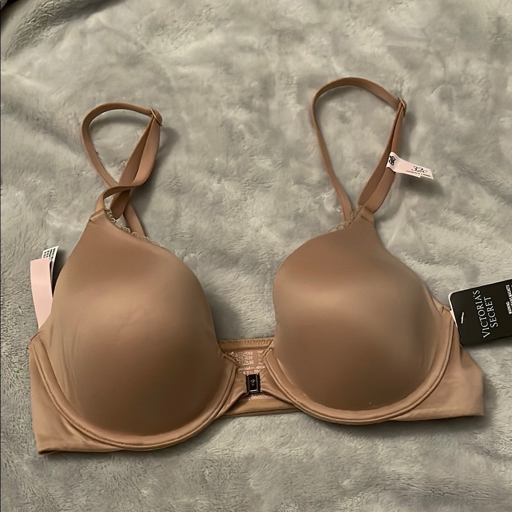 Victoria's Secret Women's Tan Bra